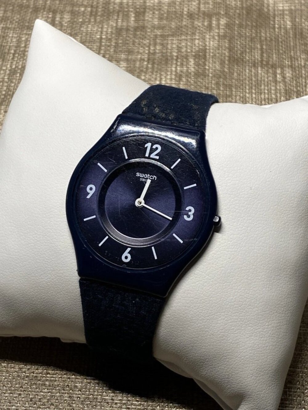Vintage Swatch Skin Swiss Ultra Thin Blue Quartz Watch 34.8mm